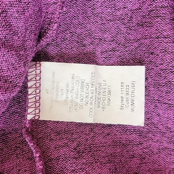 Cold shoulder purple marble top Medium - Picture 5 of 5